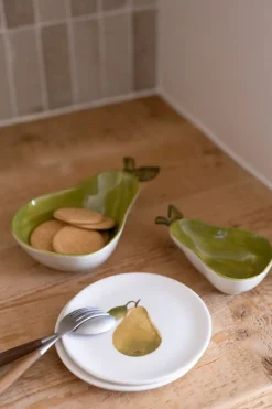 Bakken Met Peren|Borden*DILLE & KAMILLE Gebaksbordje, steengoed, peren, Ø15 cm