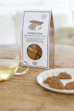 Koekjes*DILLE & KAMILLE Geveltje koekjes, biologisch, hazelnoot/kaneel, 140 gram