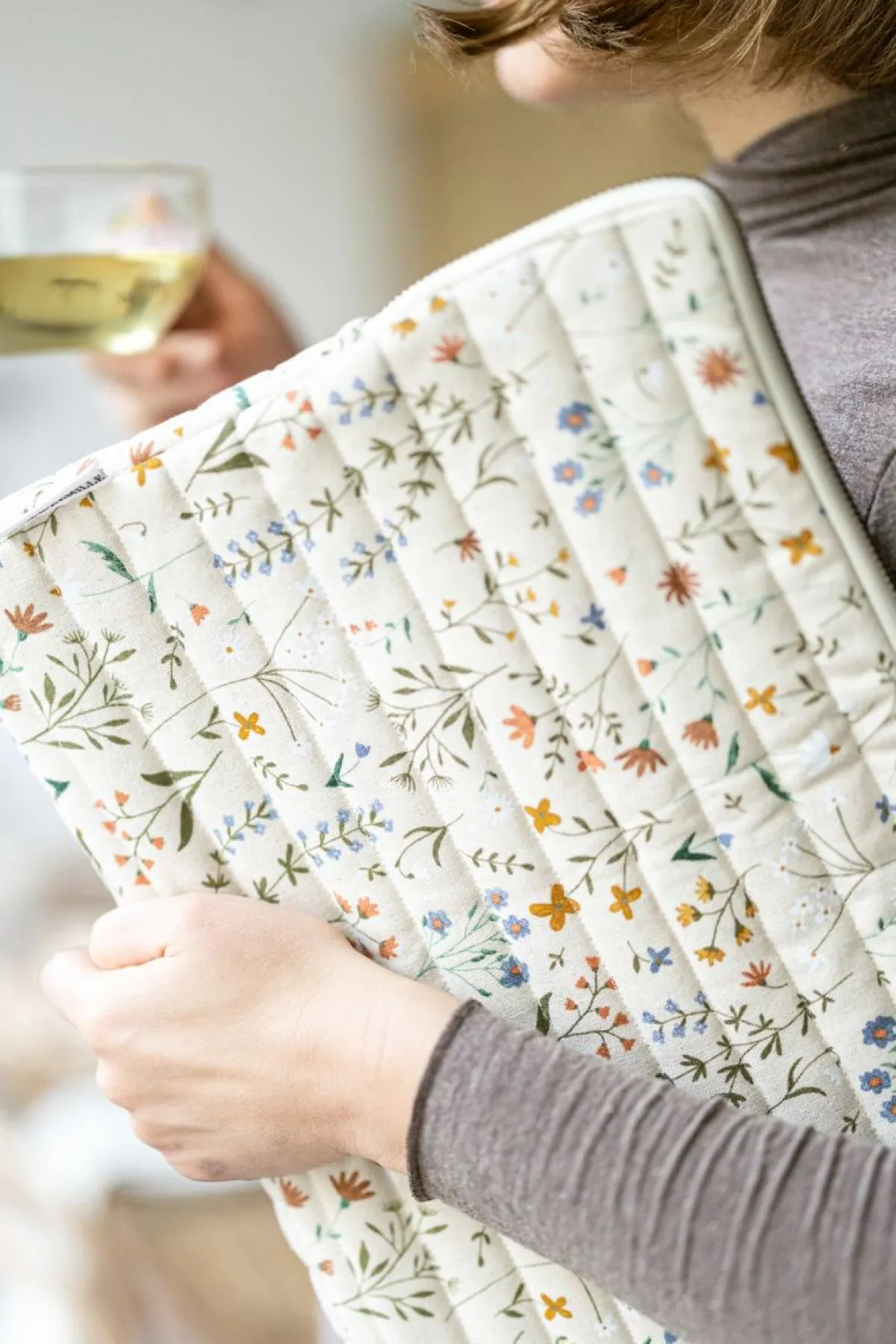 Laptop Hoezen En Etuis*DILLE & KAMILLE Laptophoes, katoen, veldbloemen, 13 inch