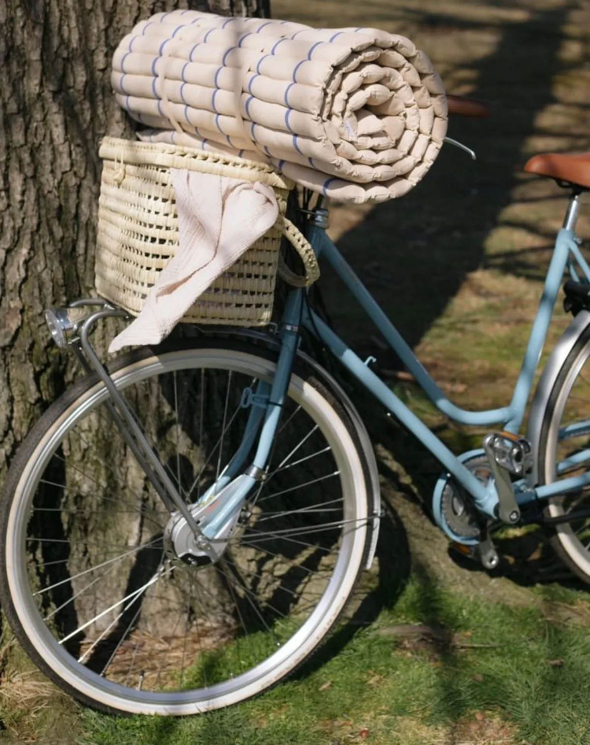 Picknick*DILLE & KAMILLE Picknickmand met deksel, palmblad, 27 x 37 x 28 cm
