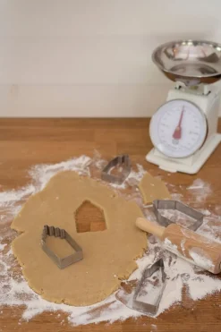 Uitsteekvormpjes*DILLE & KAMILLE Uitsteekvorm huisje, recycled rvs, 4 stuks